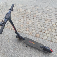 Hulajnoga elektryczna Red Bull 350w