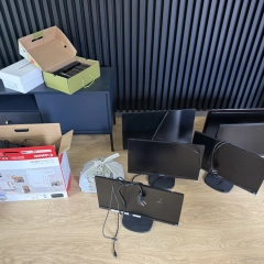 Zestaw sprzętu elektronicznego